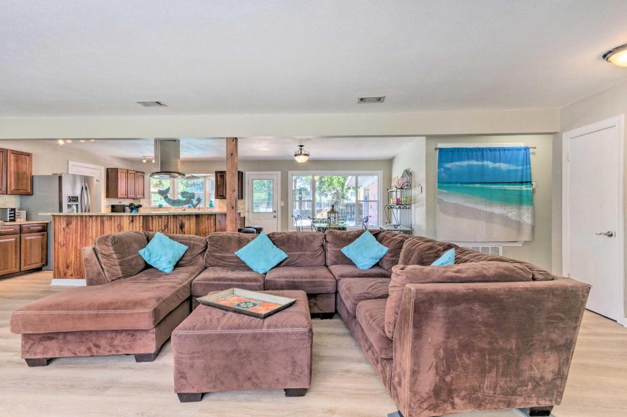 Family With Private Pool And Fenced Yard! Fort Walton Beach