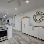 El Matador 116 - Ground Floor Unit With Easy Access To All Amenities