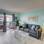 El Matador 451 - Walk Right Out To The Pool And The Beach!