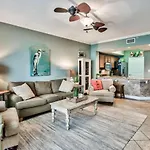 Glorious Gulf-Front Condo At Waters Edge Sleeps 8