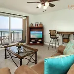 Pi 304 - Beachfront Condo - Sleeps 6 - Beach Service - Great Family Getaway!