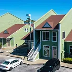 Cozy Retreat-348 Miracle Strip Pkwy Sw, Suite 8A, Ft Walton Bch, Fl 32548