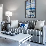 Fantastic 2 Bedroom Premium Waterscape A513 The Octopus Garden