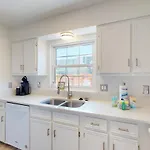 Sugar Reef Cottage #4