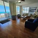 Bella Riva 309 4 Bedroom Beachfront Beach Set Up Included