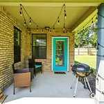 Verb - Arcades, Grill, Gym, Piano, Pong, & Beach!