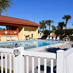 104 Surf Dweller By Alicia Hollis Realtor Rentals - Open March 23Rd For 4 Nights