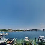Palm Court Yacht Club #308