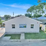 The Sand Dollar Close To Downtown Fwb And Beach