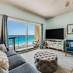Pelican Isle 606