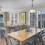 Smp 209 - Large 4 Bedroom Beachfront Condo