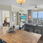 Smp 209 - Large 4 Bedroom Beachfront Condo