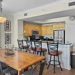 Smp 209 - Large 4 Bedroom Beachfront Condo