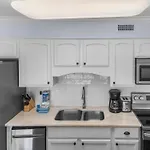 Is7-Cozy 2 Bed Beachfront-Walk Out To The Beach!