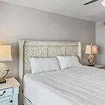 New Remodel - Beach And Pool Access From Balcony!