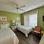 Island Princess 709