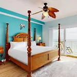 Pelican Isle 612