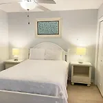Island Princess 315
