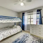 Pet-Friendly Fort Walton Beach Home With Pool