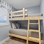 Destin West Gulfside 510 - Amazing Beach Views - Beach Service