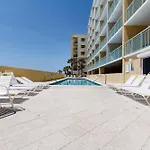 Pelican Isle 401