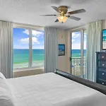 3 Bedroom Beachfront - Popular Dates Available!