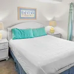Smp 402 - Large 3 Bedroom Beachfront Condo - Sleeps 10!