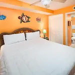Pelican Isle 402