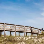 Pelican Isle #203
