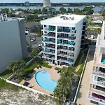 Dune Pointe 201