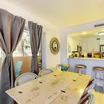 Pelican Isle 118