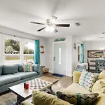 Ocean - 5 Bedroom Retreat With Pickleball, Arcade, Grill & Beach Access!