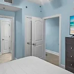 Az 115 - Beautiful Poolside 4 Bd Beachfront Condo