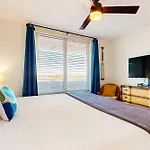 Island Princess 704