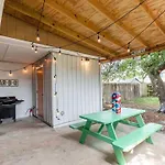 Retro - Arcade Home, Kids, Dogs, Grill, & Beach!