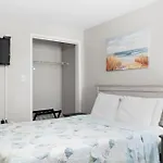 Beach Front Paradise Palms 205, Free Activities Included!
