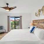 Bumble Beach Townhome, Dog Friendly, Free Activities Included!
