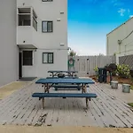 103 Surf Dweller By Alicia Hollis Realtor Rentals - Open March 16Th Week