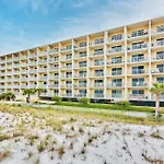 Pelican Isle 206
