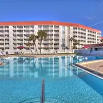 El Matador 144 - Centrally Located With A View Of The Gulf