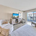 El Matador 453 By Alicia Hollis Rentals Open Updated Condo
