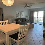 El Matador 245 By Alicia Hollis Rentals Open Now
