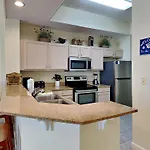 Amazing Home In Fort Walton Beach With Heated Swimming Pool, Outdoor Swimming Pool And 3 Bedrooms