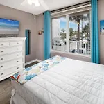 Island Princess 213