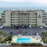 Emerald Towers West 1006 - Breezy Beachcomber