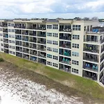 Emerald Towers West 1006 - Breezy Beachcomber