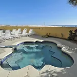 Pelican Isle 411