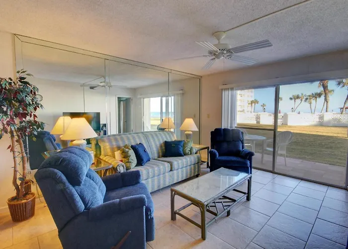 El Matador 416 - Walk Right Out To The Pool And The Beach!