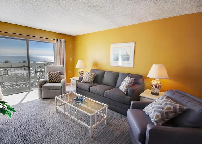 El Matador 447 - Gulf Front With Beautiful Views Of The Gulf And Pool
