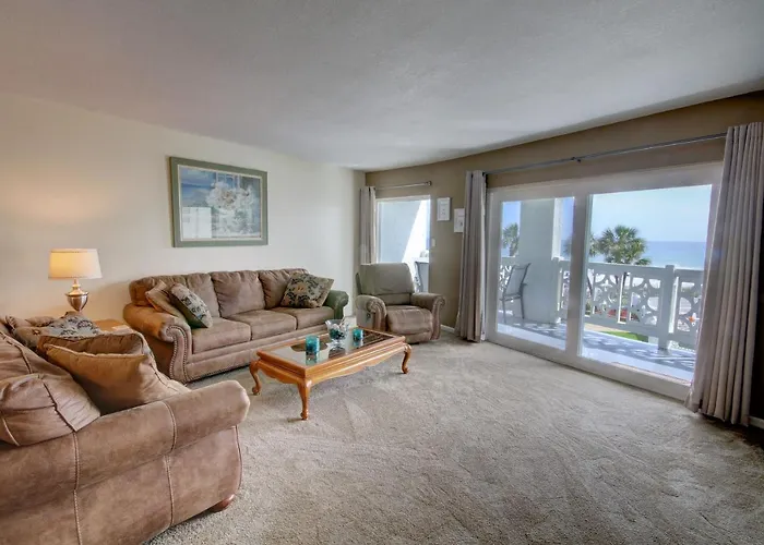 El Matador 334 - Gulf Front With Beautiful Views Of The Gulf And Pool